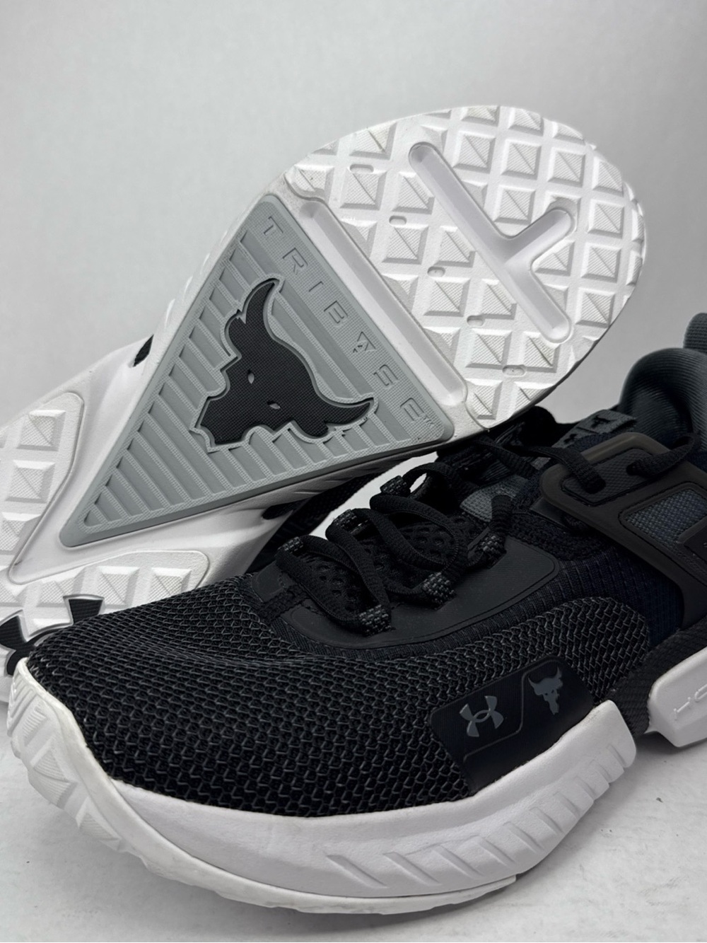 Under Armour Project Rock 5 Training Shoes Men's 11 Black White 3025435-003